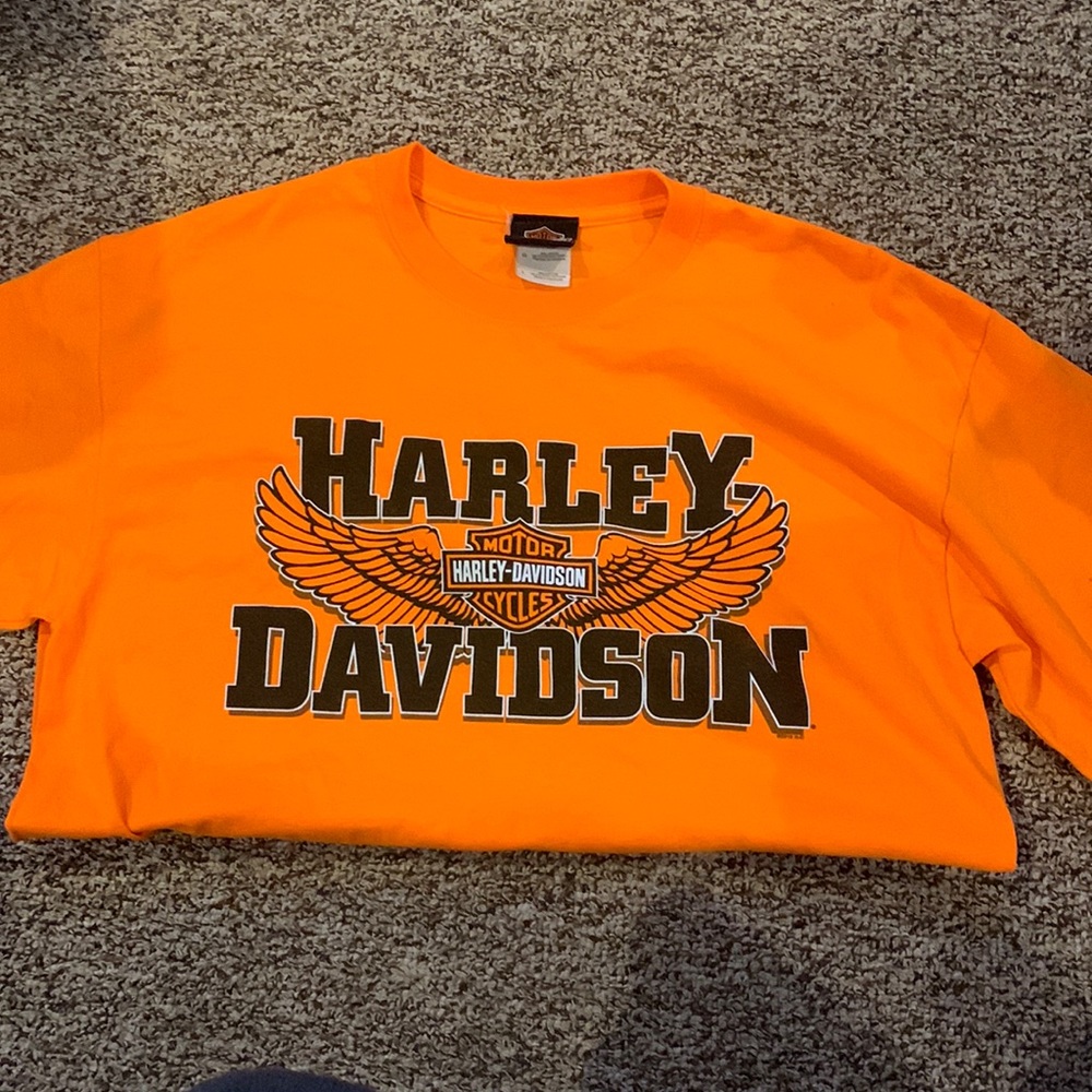 Men’s size Large Harley Davidson T-shirt
